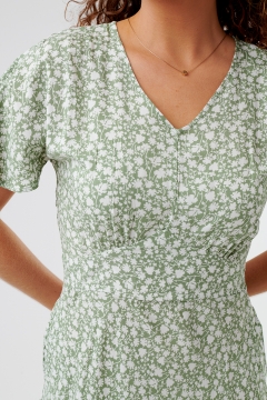 womens green and white wide waistband modest dress